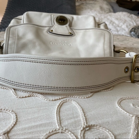 Coach Vintage Rare Legacy Handbag - Picture 11 of 16